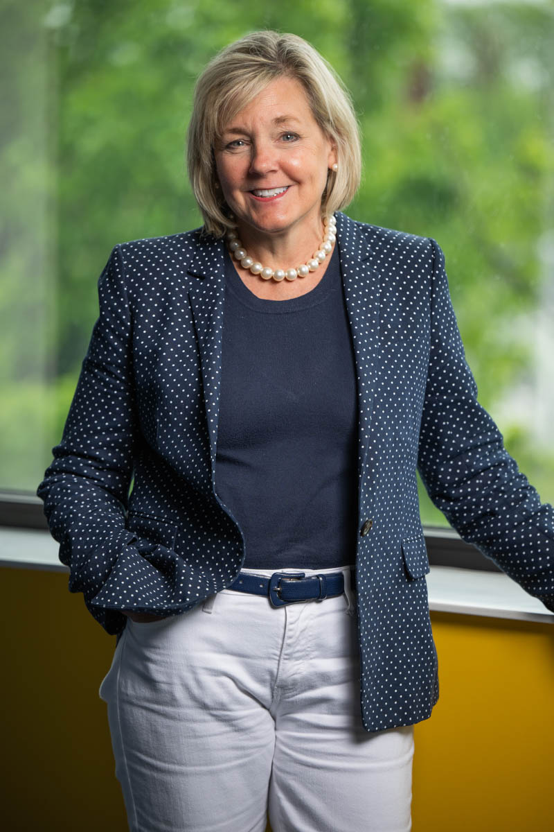 Julie Chacona Staff Picture